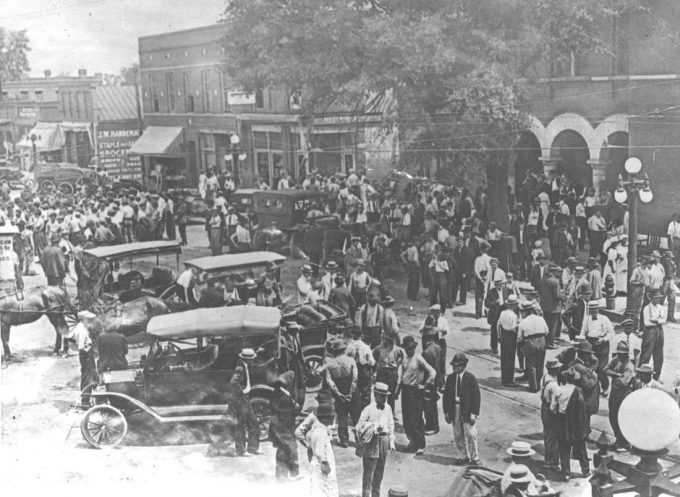 A snapshot of Marietta after the lynching of Leo Frank